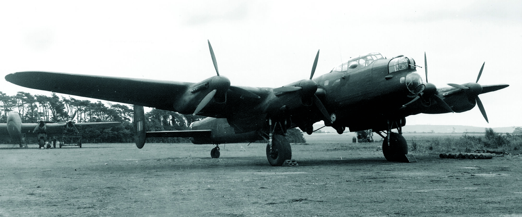 Lancaster bomber ED825